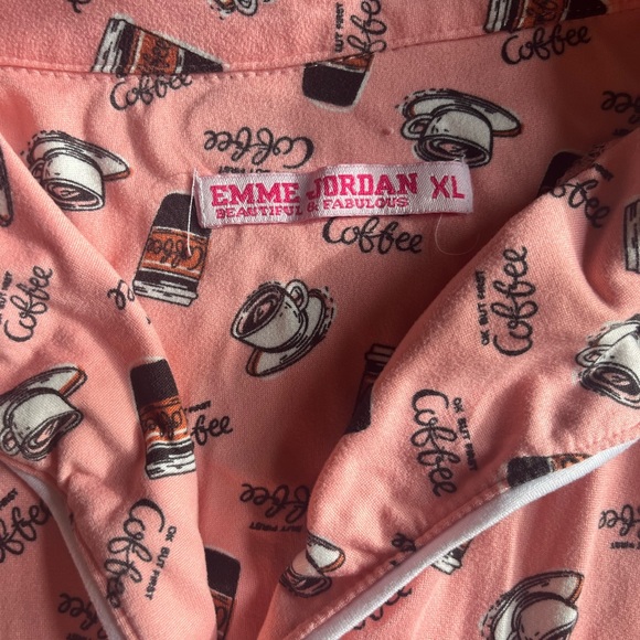 Emme Jordan buttery soft pink nightshirt, size XL with coffee theme pattern. - Picture 3 of 4